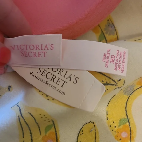 Victoria's Secret Black and White Dog Print Bra with Pink Straps - Picture 10 of 11